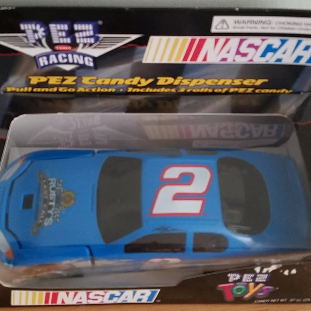 PEZ Nascar Candy‎ Dispenser Pull and Go Action